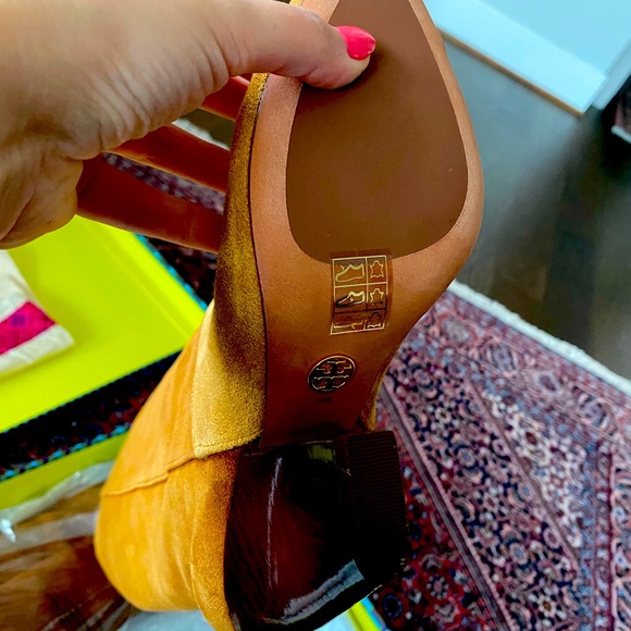 TORY BURCH LILA BOOT - Picture 6 of 7